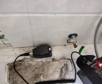 东光屋顶漏水维修公司分享下卫生间漏水的危害及解决方法